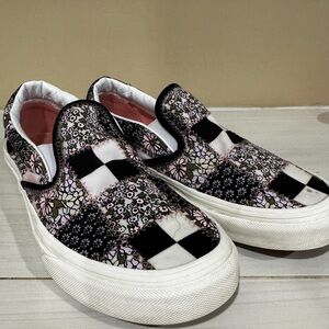 Like New Vans Floral Patchwork Slipons Size 7